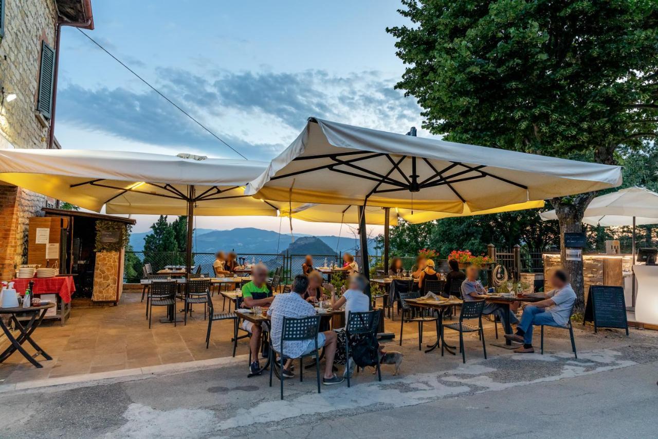 Osteria Belvedere San Leo Buitenkant foto