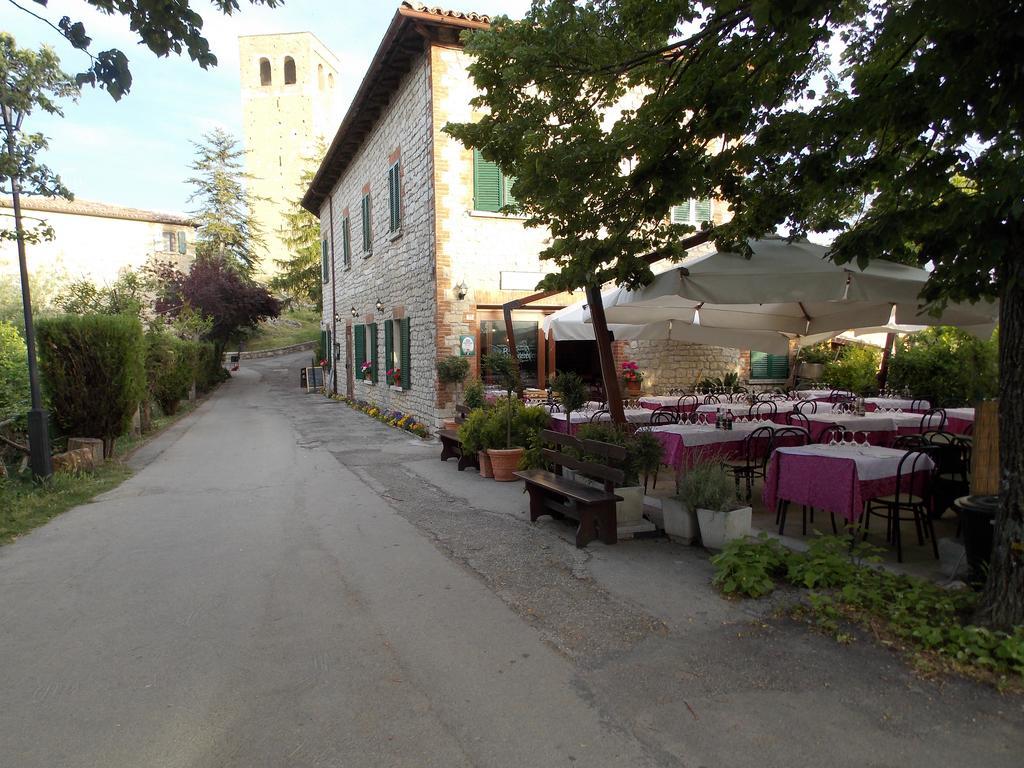 Osteria Belvedere San Leo Buitenkant foto