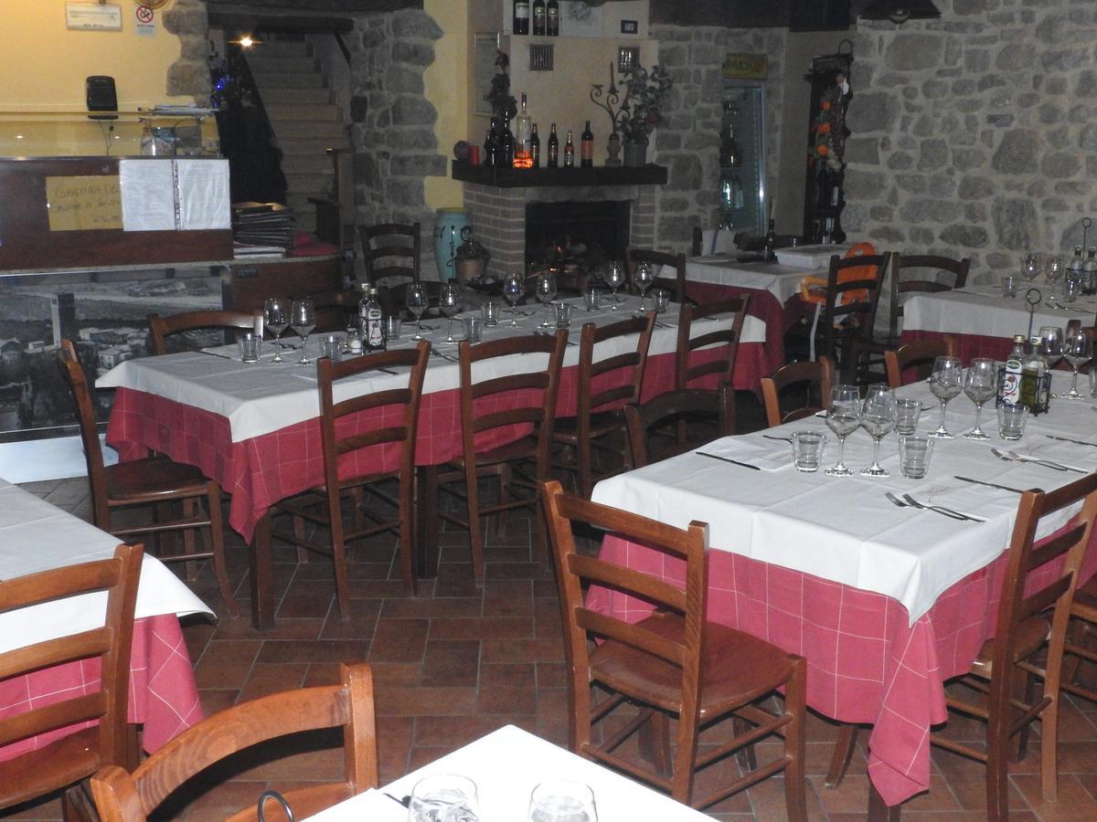Osteria Belvedere San Leo Buitenkant foto
